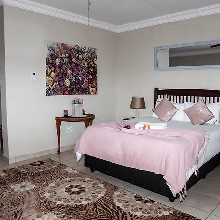 Dei Gratia Guest House Musina Buitenkant foto